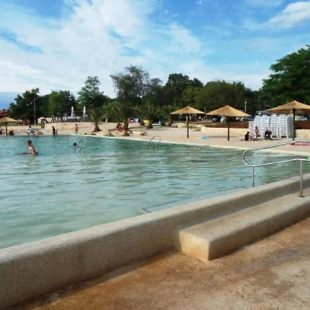 Viola Mareda 아파트